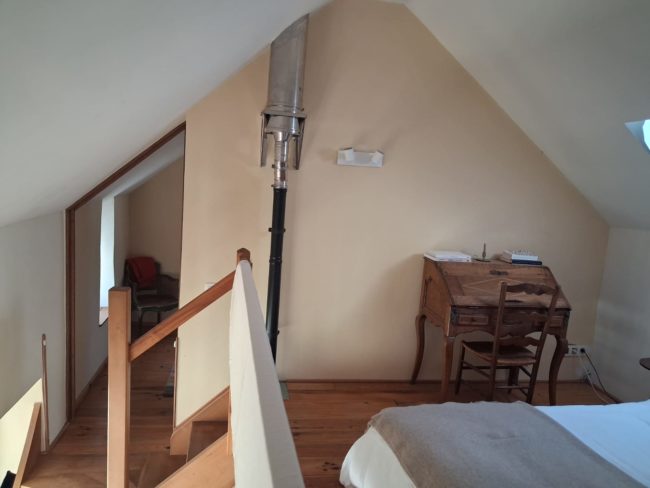 belle petite maison à louer dans habitat participatif