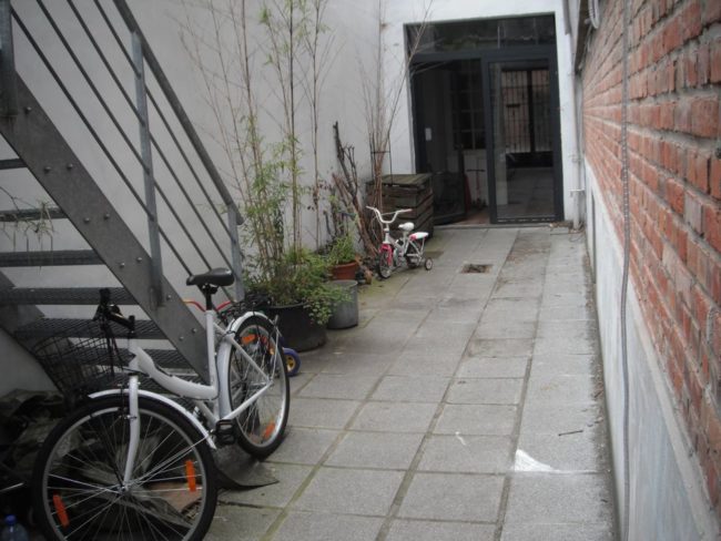 Habitat groupé autour d’un projet expérimental de résidence permanente en Contact Improvisation – Bruxelles