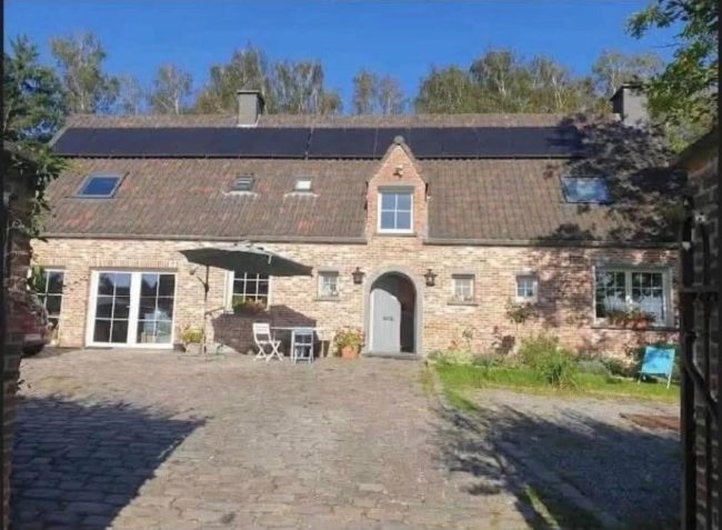 Une chambre se libère chez les Libellunes