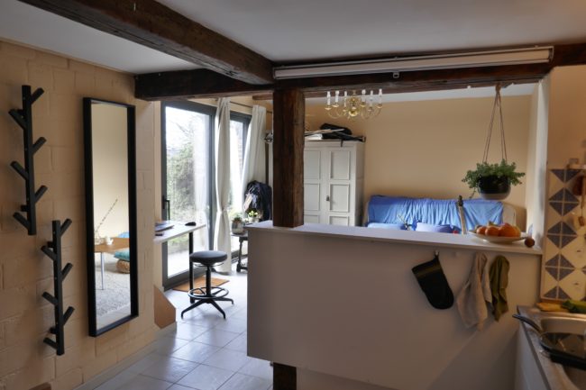 Studio à louer dans petit habitat calme avec grand jardin partagé