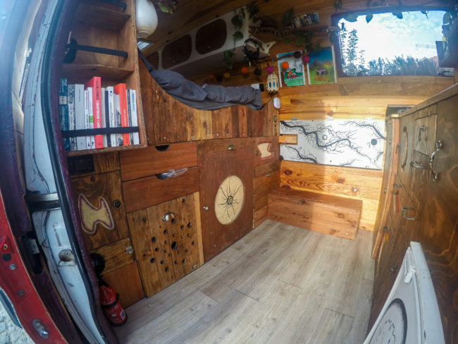 Recherche un jardin/bout de terrain pour me poser avec mon van